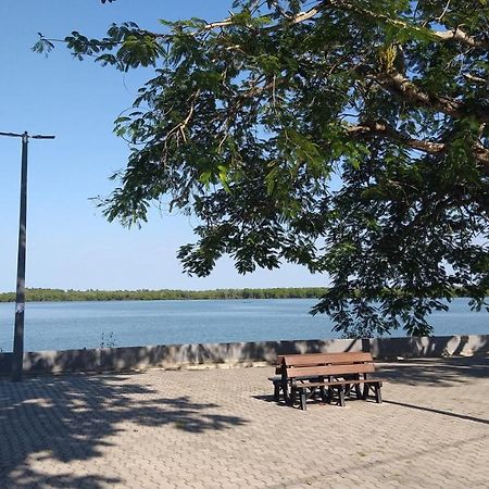 O Paraiso E Aqui Abrolhos - Suite Privativa, Cama De Casal, Ar Condicionado E Tv - Cafe Da Manha De Frente Para O Mar Caravelas Bagian luar foto