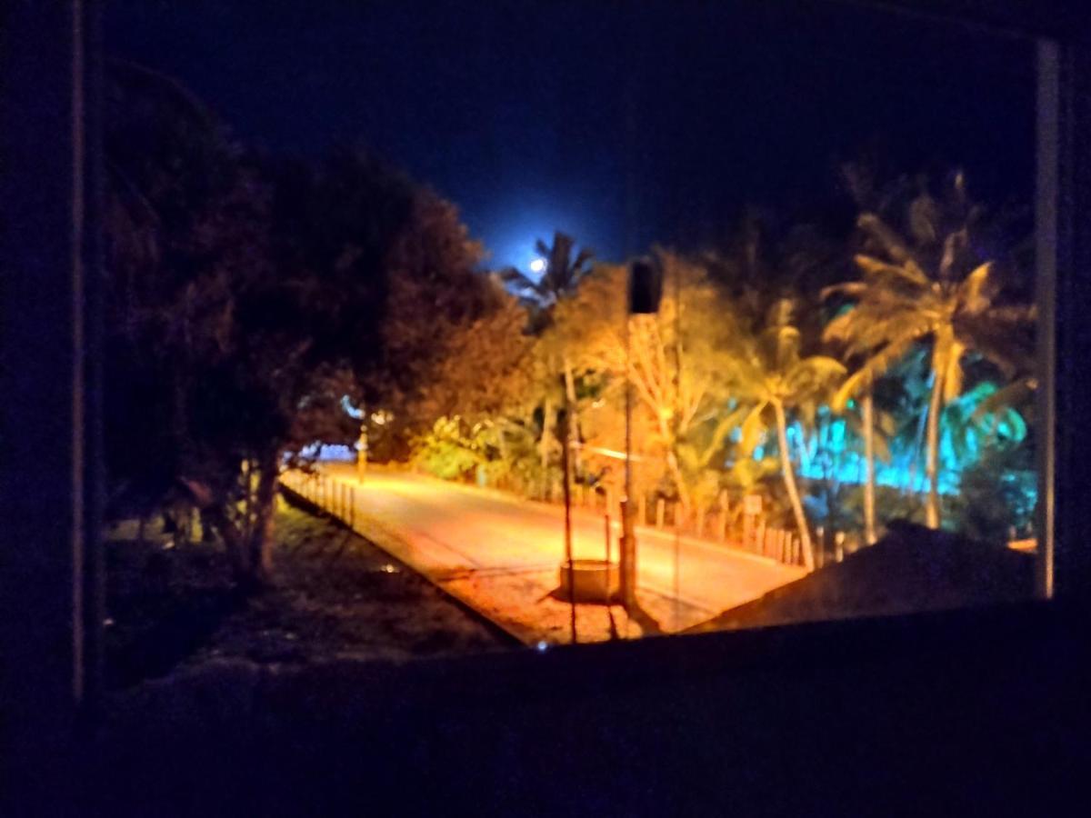 O Paraiso E Aqui Abrolhos - Suite Privativa, Cama De Casal, Ar Condicionado E Tv - Cafe Da Manha De Frente Para O Mar Caravelas Bagian luar foto
